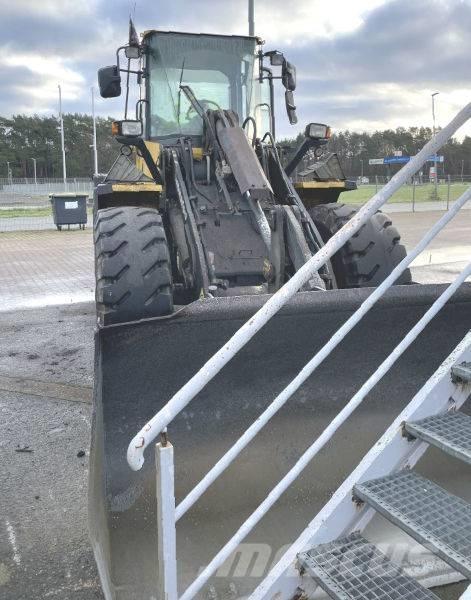 Komatsu WA 200 PT-5 Utovarivači na točkove