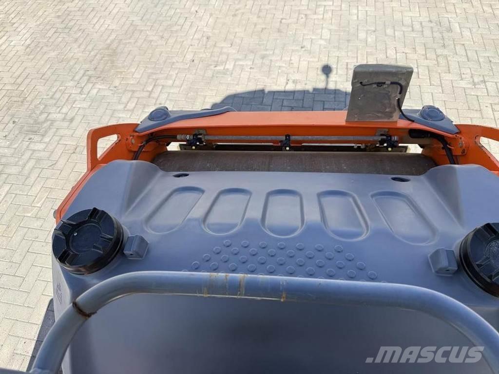 Hamm HD+ 70i VV Valjci sa duplim bubnjem