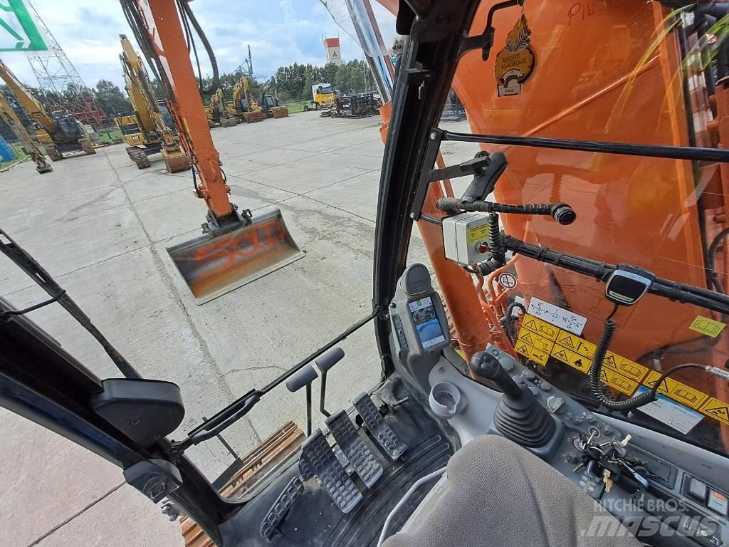 Hitachi ZX135US-6 Bageri guseničari