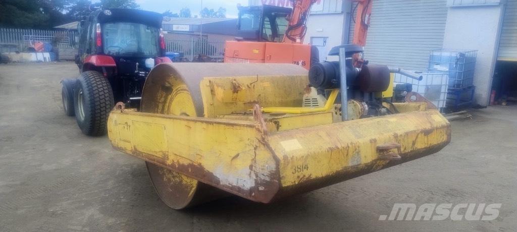 Bomag BW 6 Vučni vibracioni valjci