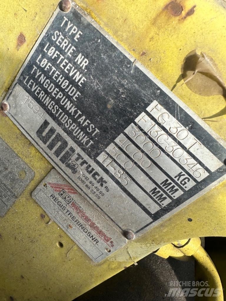 Mitsubishi FG 30 Plinski viljuškari