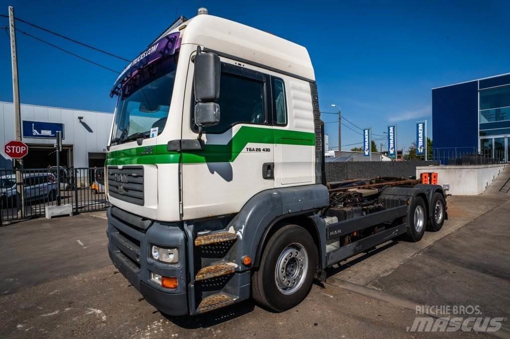 MAN TGA 26.430 LL Rol kiper kamioni sa kukom za podizanje tereta