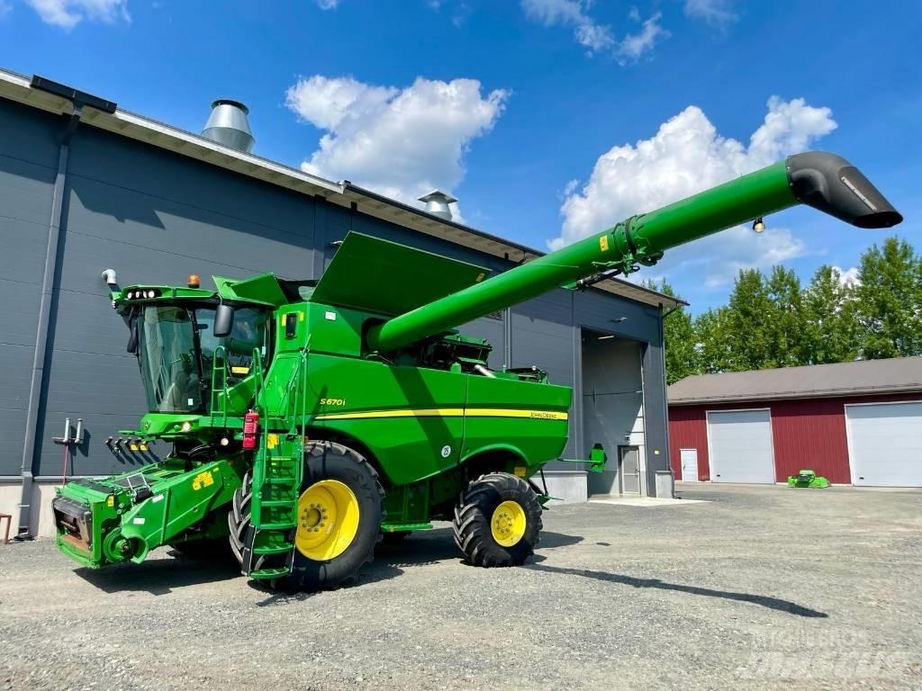 John Deere S 670 i Kombajni