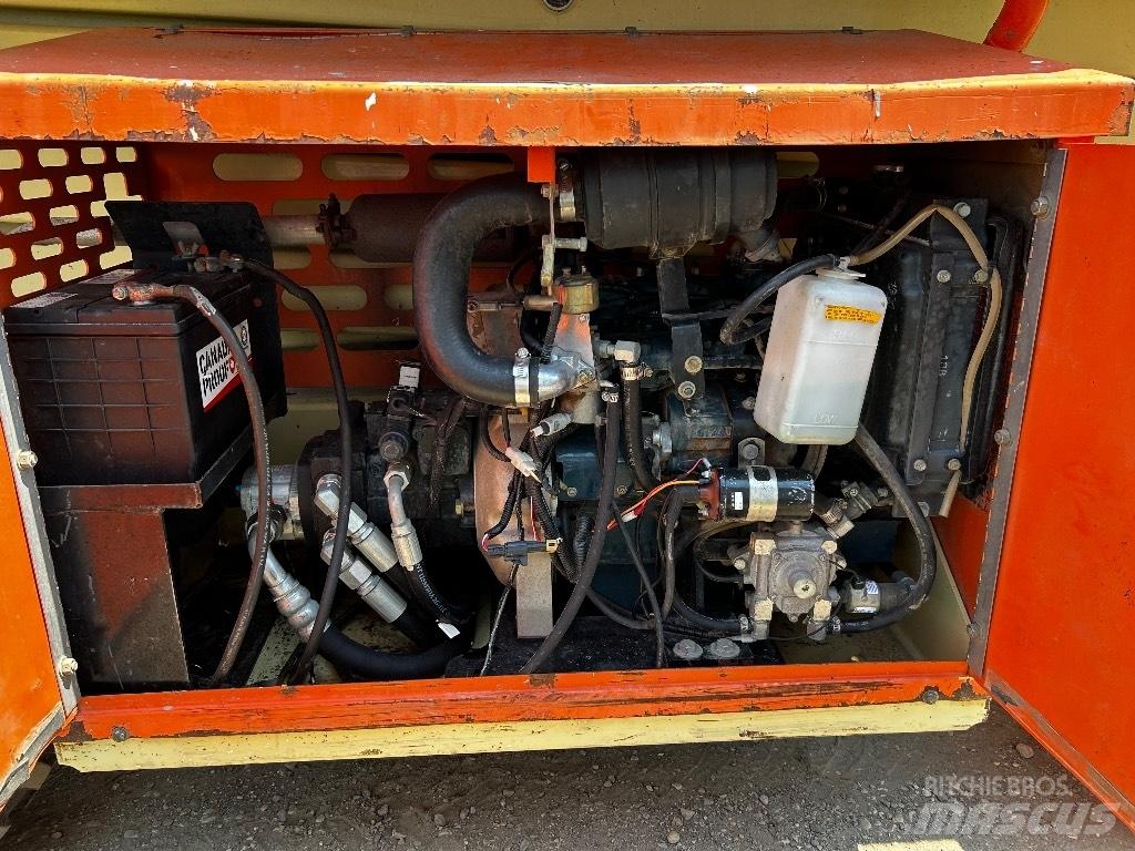 JLG 260 MRT Makazaste platforme