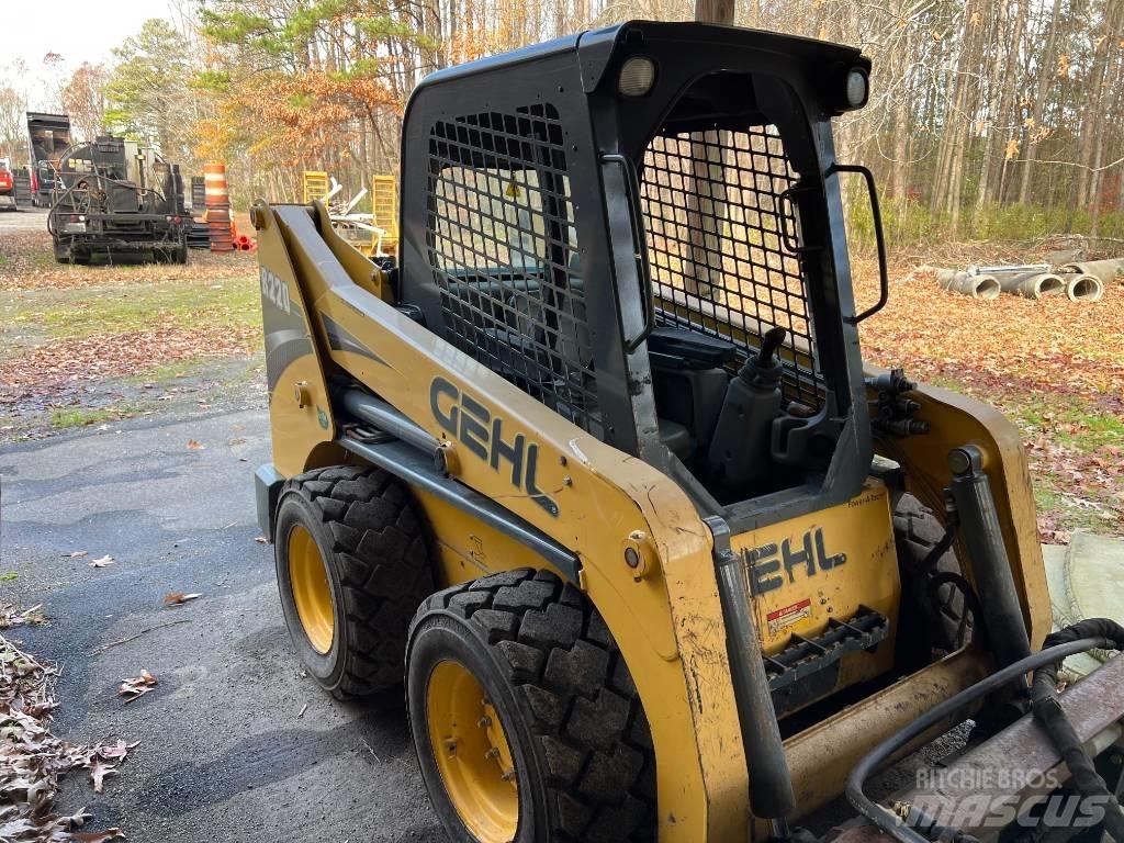 Gehl R 220 Skid steer mini utovarivači