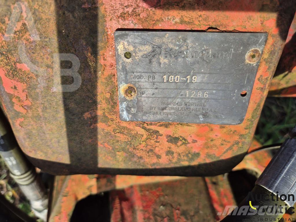 Kverneland 100-19 Plugovi obrtači