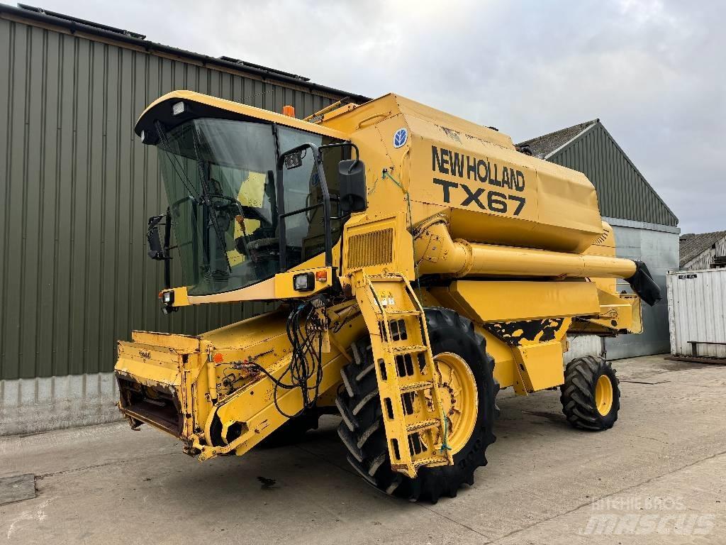 New Holland TX 67 Kombajni