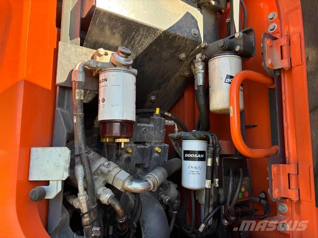 Doosan DX 235 LCR-5 Bageri guseničari