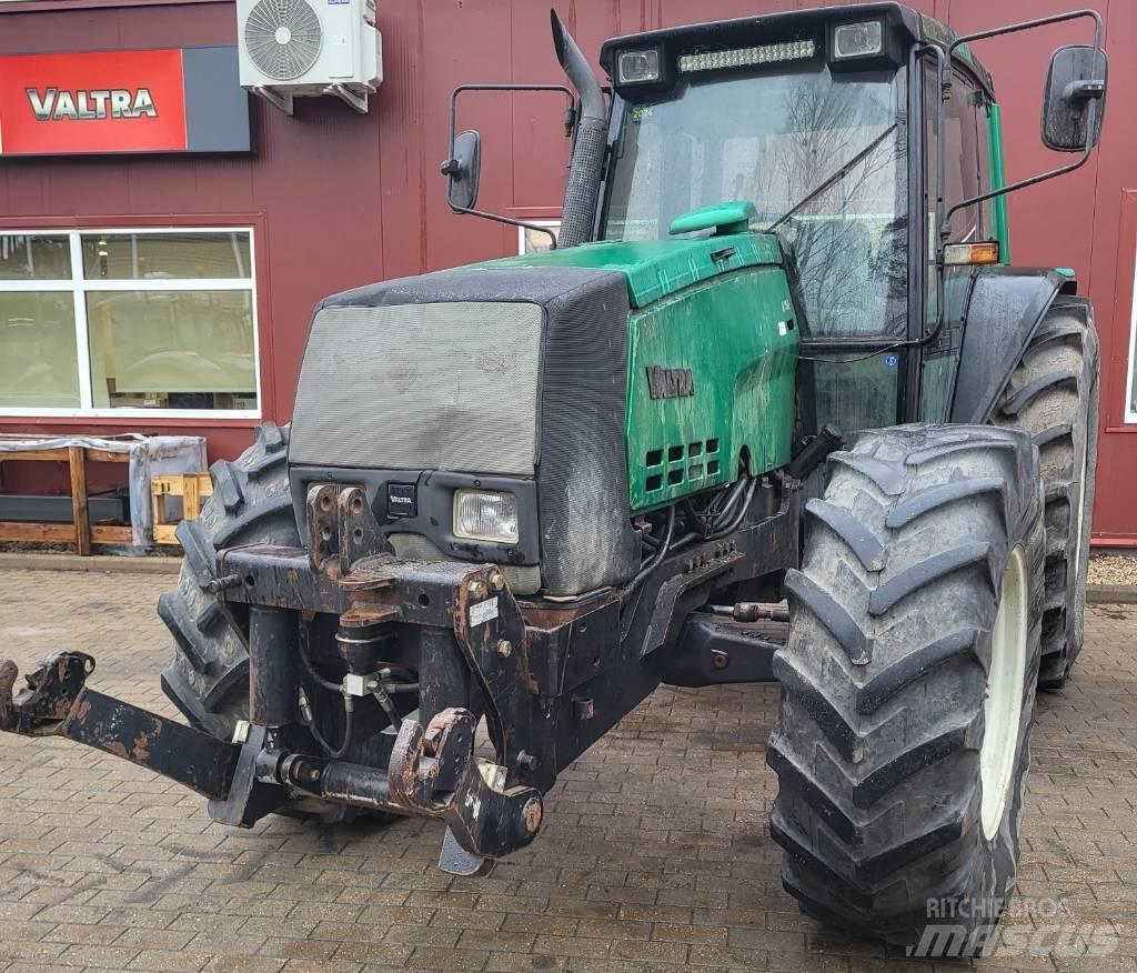 Valtra 8150 Traktori