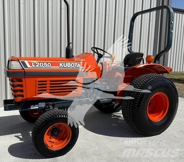 Kubota L2050 Traktori