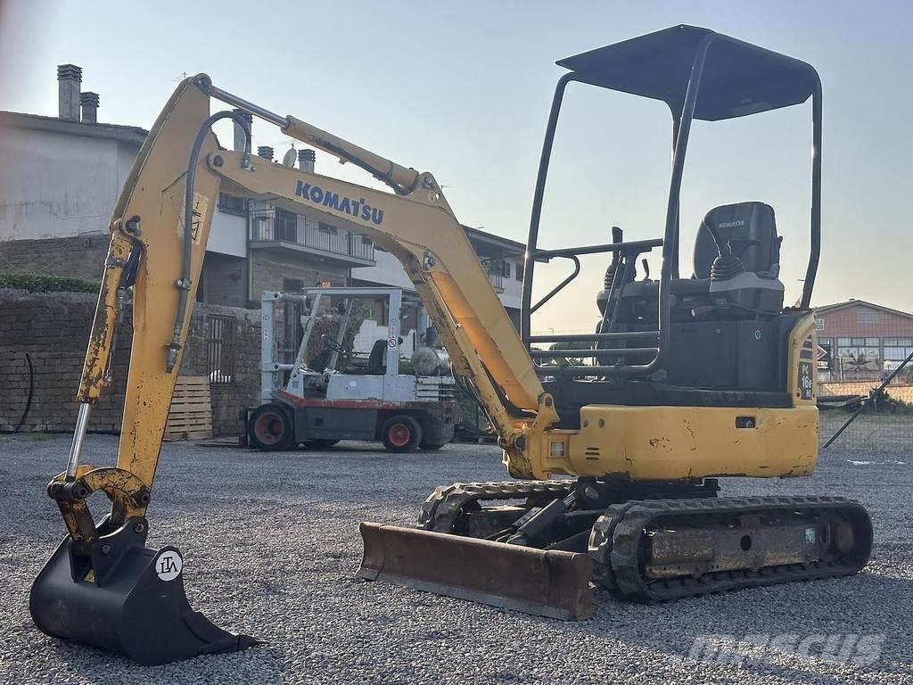 Komatsu PC16R-3HS Mini bageri < 7t