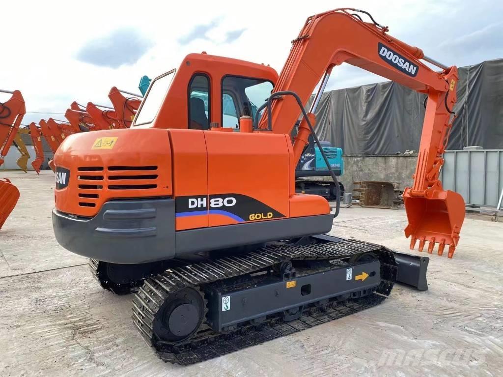 Doosan DH80 Midi bageri 7t – 12t