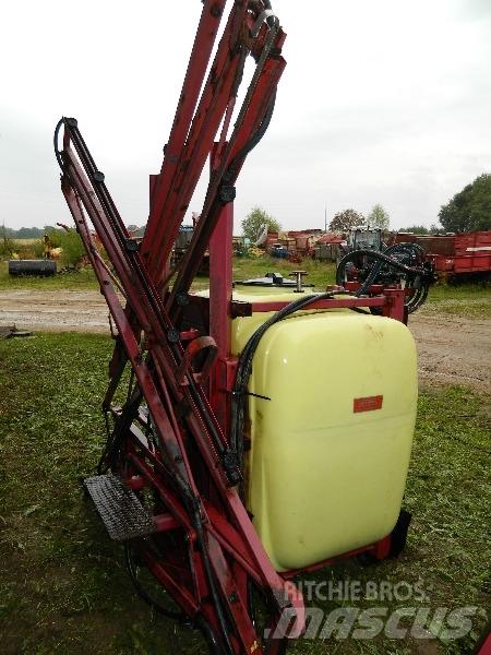 Hardi 800 Vučene prskalice