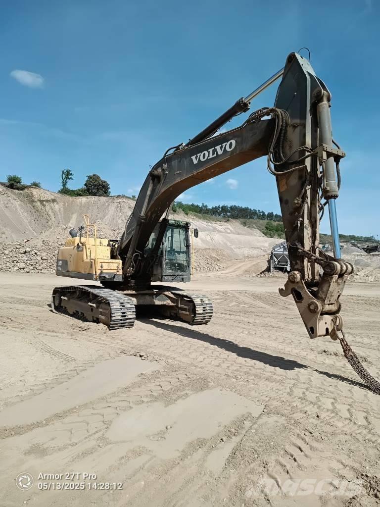 Volvo EC 300 D N L Bageri guseničari