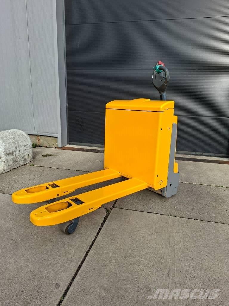 Jungheinrich EJE 116 Nisko podizni električni viljuškar