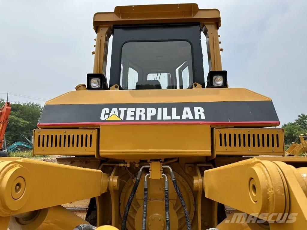 CAT D 8 R Buldožeri guseničari