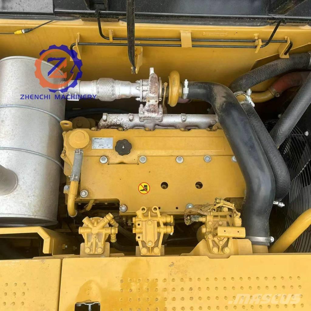 CAT 320 D2 Bageri guseničari
