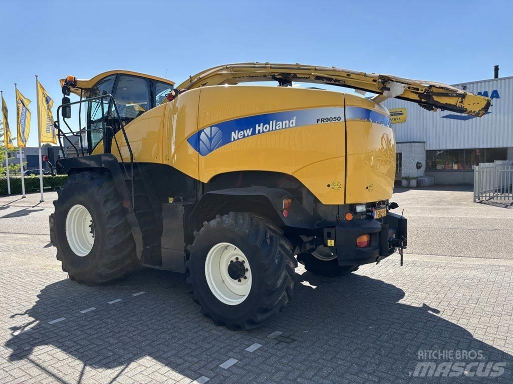 New Holland FR9050 Mašine za stočnu hranu sa sopstvenim pogonom