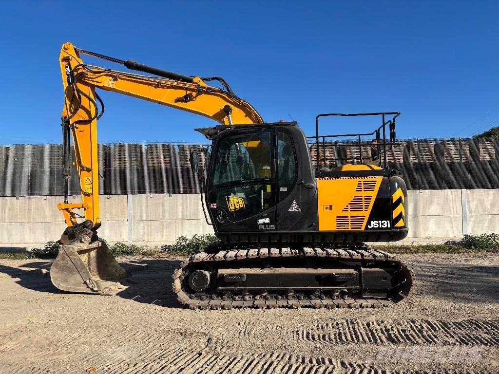 JCB JS 131 LC Bageri guseničari