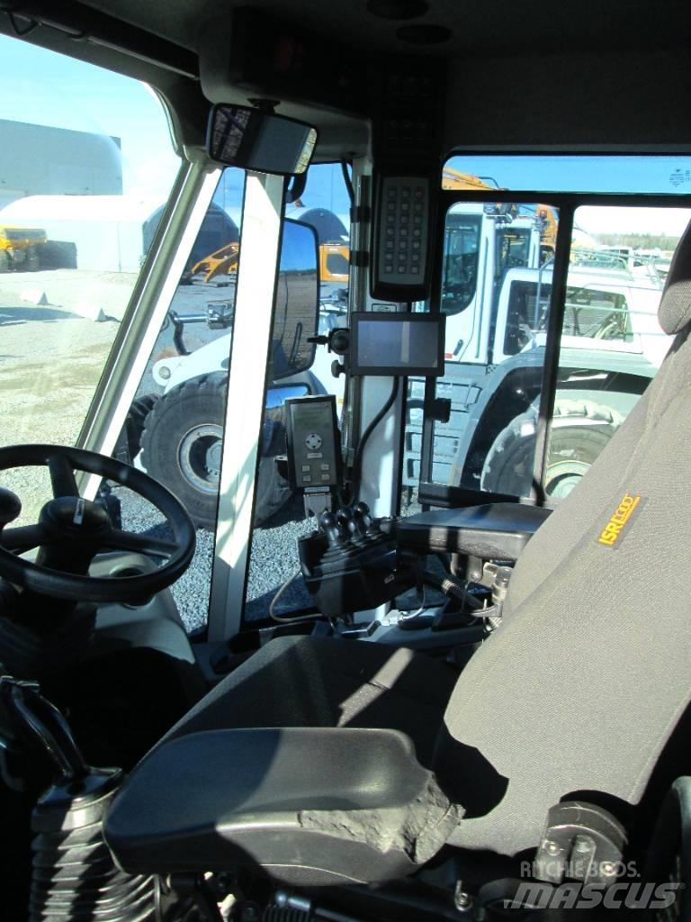 Liebherr L586 XPower Utovarivači na točkove