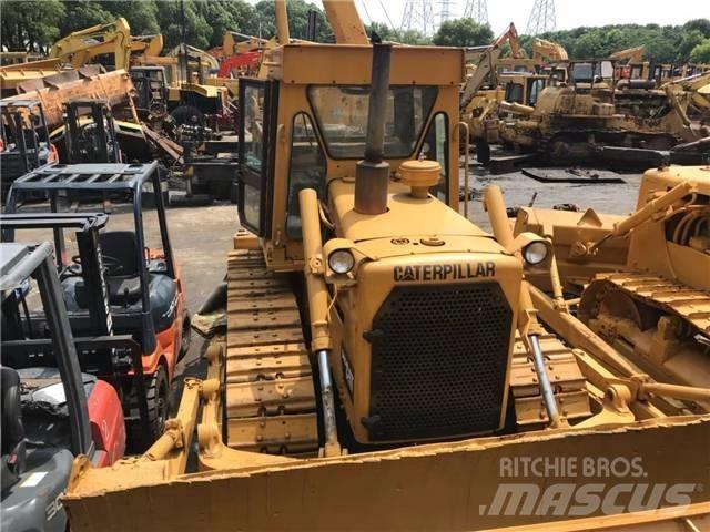 CAT D 6 D Buldožeri guseničari