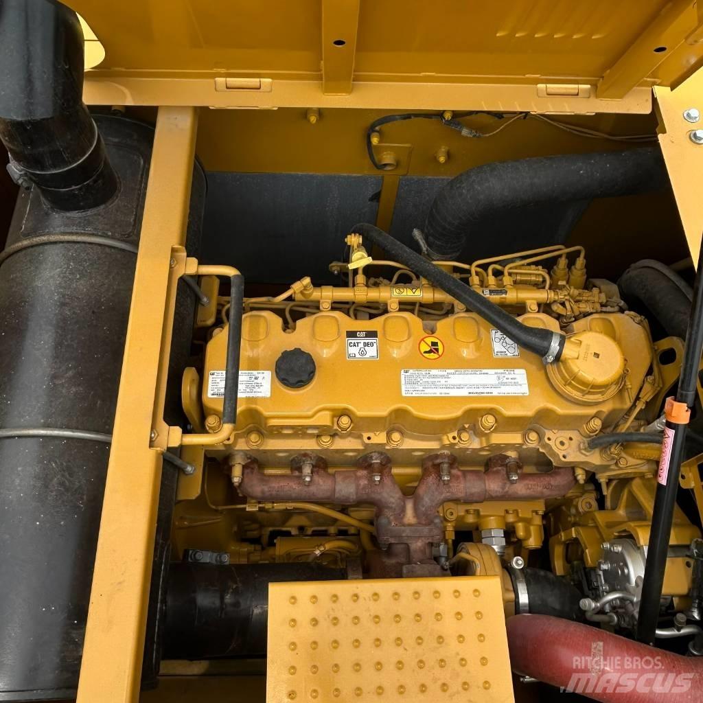 CAT 336GC Bageri guseničari