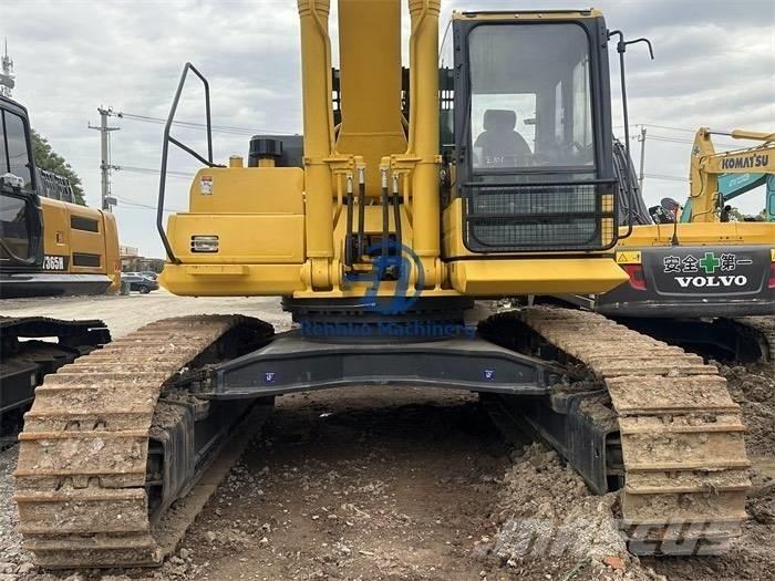 Komatsu PC450-8 Bageri guseničari