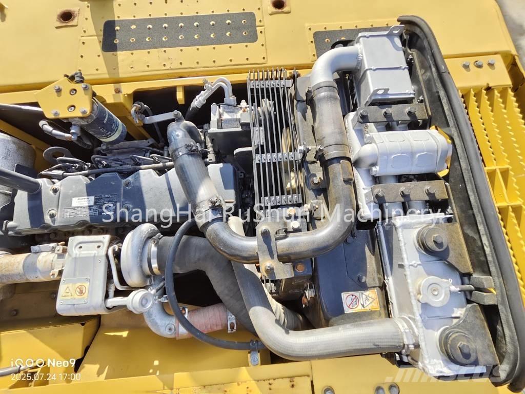 Komatsu 220-8 Bageri guseničari