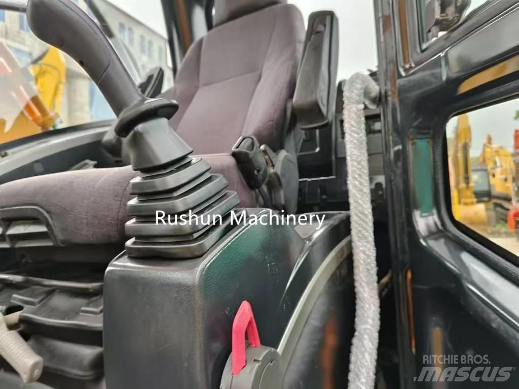 Hyundai R220 Bageri guseničari