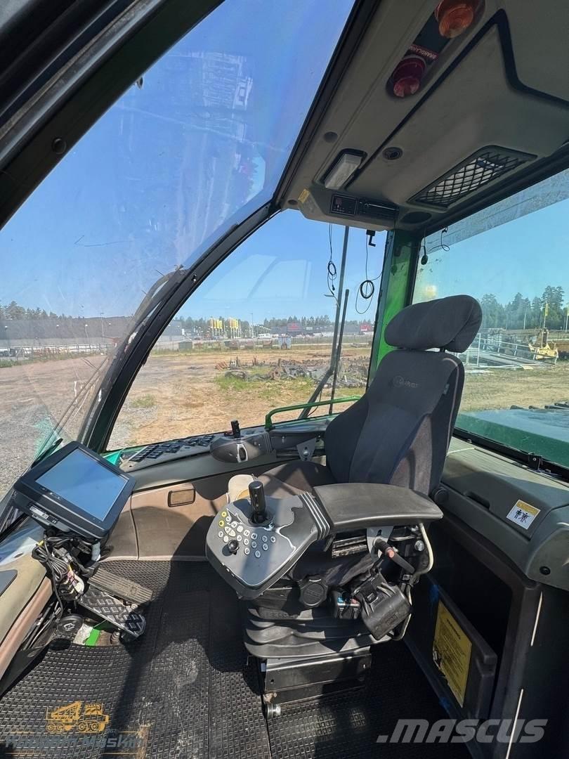 John Deere 1470D Harversteri