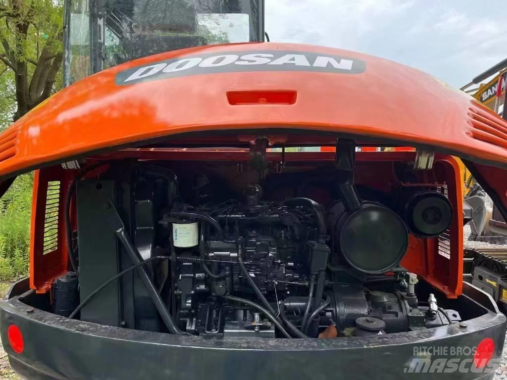 Doosan DH 60-7 Mini bageri < 7t