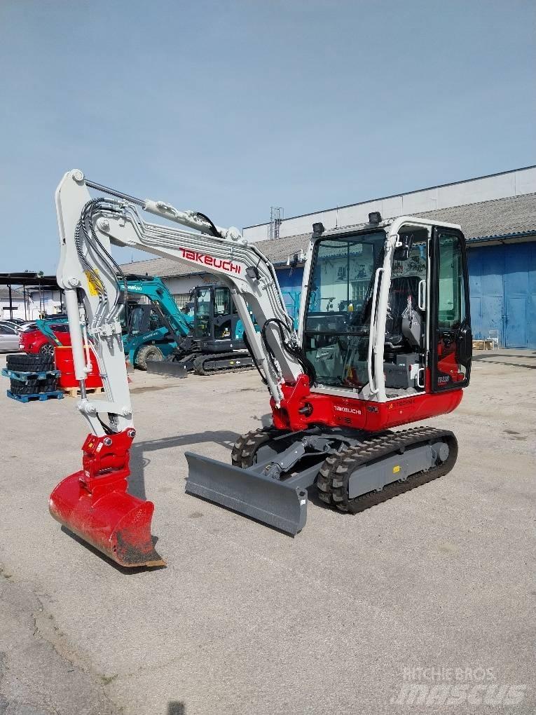 Takeuchi TB230 Mini bageri < 7t