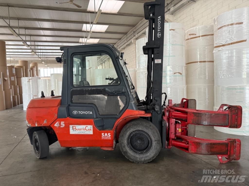Toyota 02-7 FD 40 Dizelski viljuškari