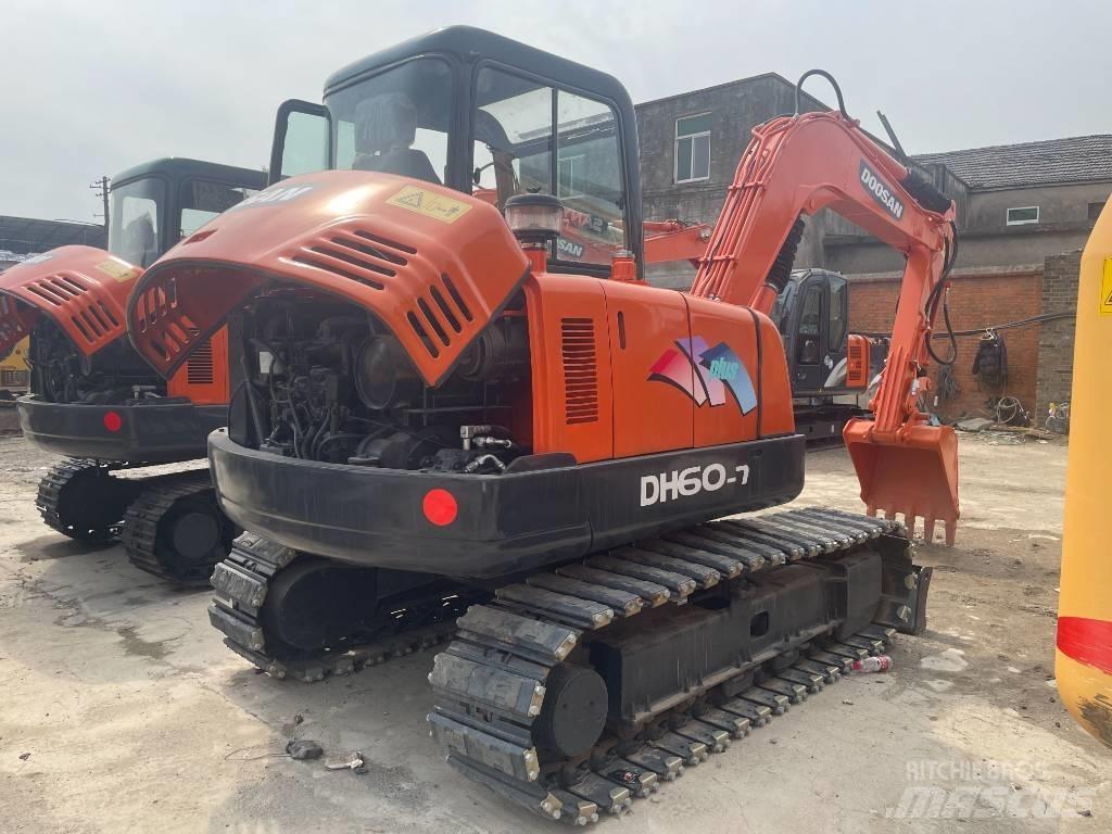Doosan DH 60 Mini bageri < 7t