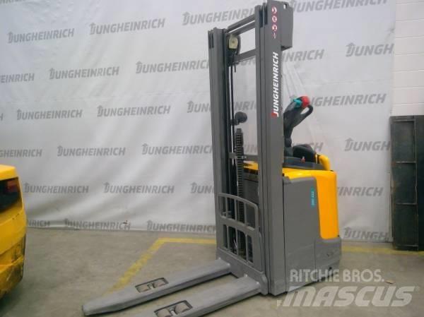 Jungheinrich ERC 212 Samopogonski ručni viljuškari