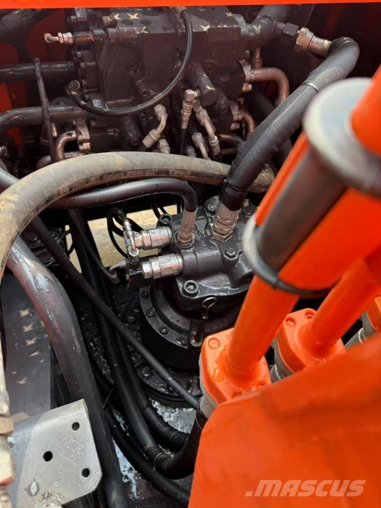 Doosan DX 225 LCA Bageri guseničari