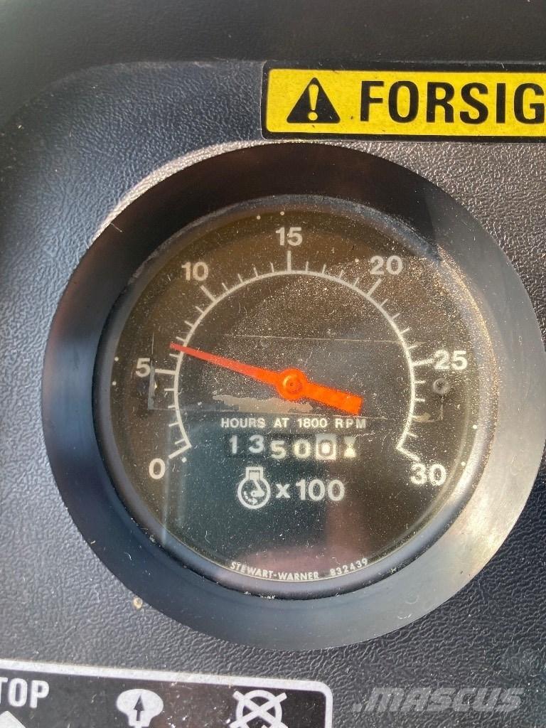Case IH 485 XL Traktori