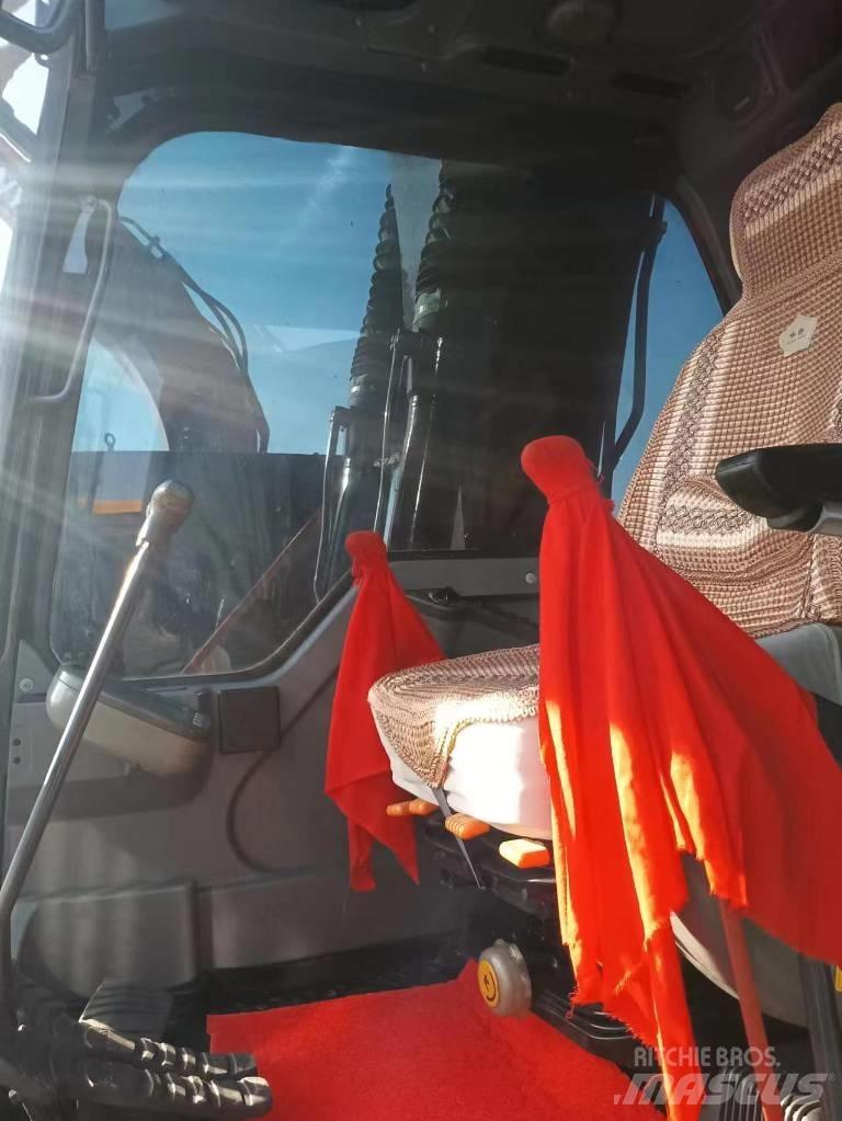 Volvo EC 140 Midi bageri 7t – 12t