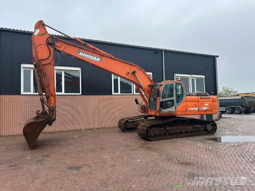 Doosan DX255LC Bageri guseničari