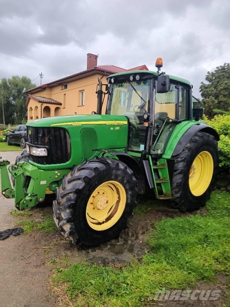 John Deere 6820 6820 Traktori