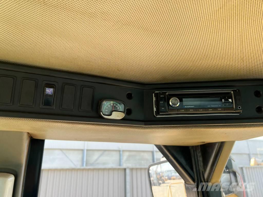 CAT 824H Buldožeri guseničari