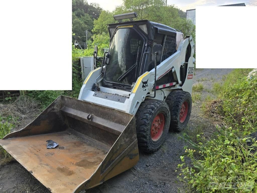 Bobcat S 205 Skid steer mini utovarivači