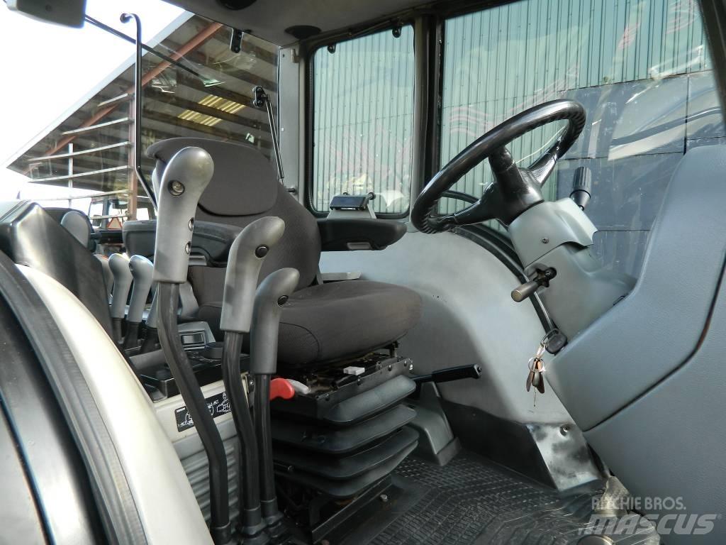 Valtra 8550 Traktori
