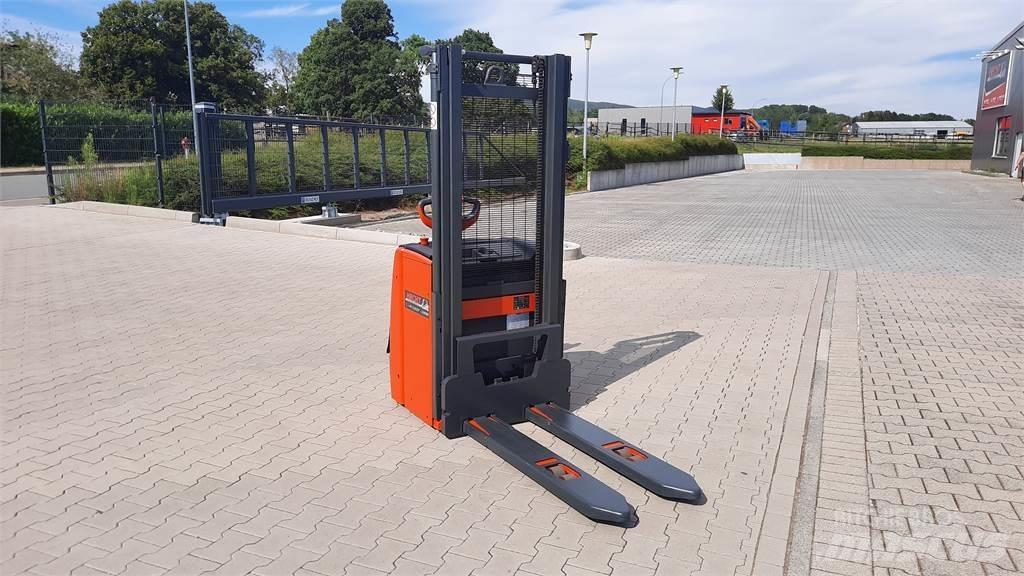 Linde L16 - BR1173 Ručni električni viljuškar