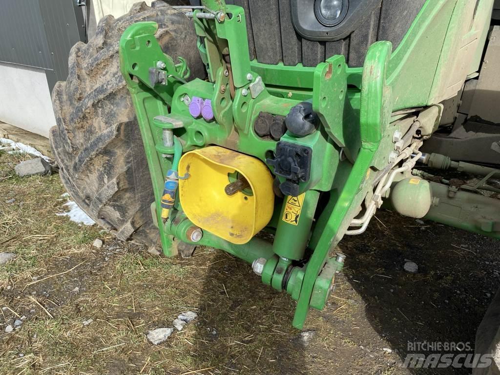 John Deere 6R 195 Traktori
