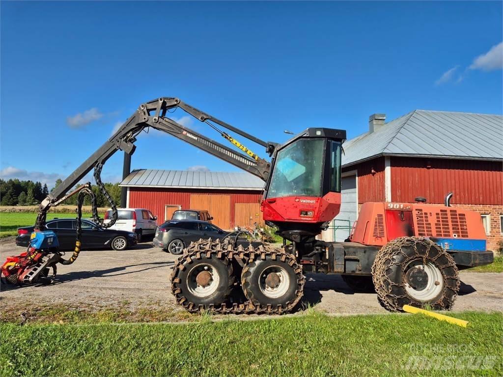 Valmet 901.2 Harversteri