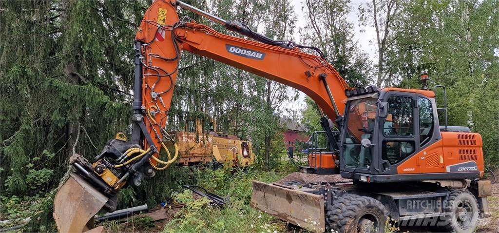 Doosan DX170W Bageri točkaši