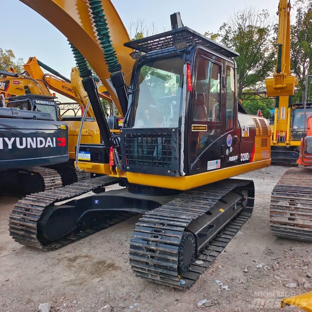 CAT 320 D2L Bageri guseničari
