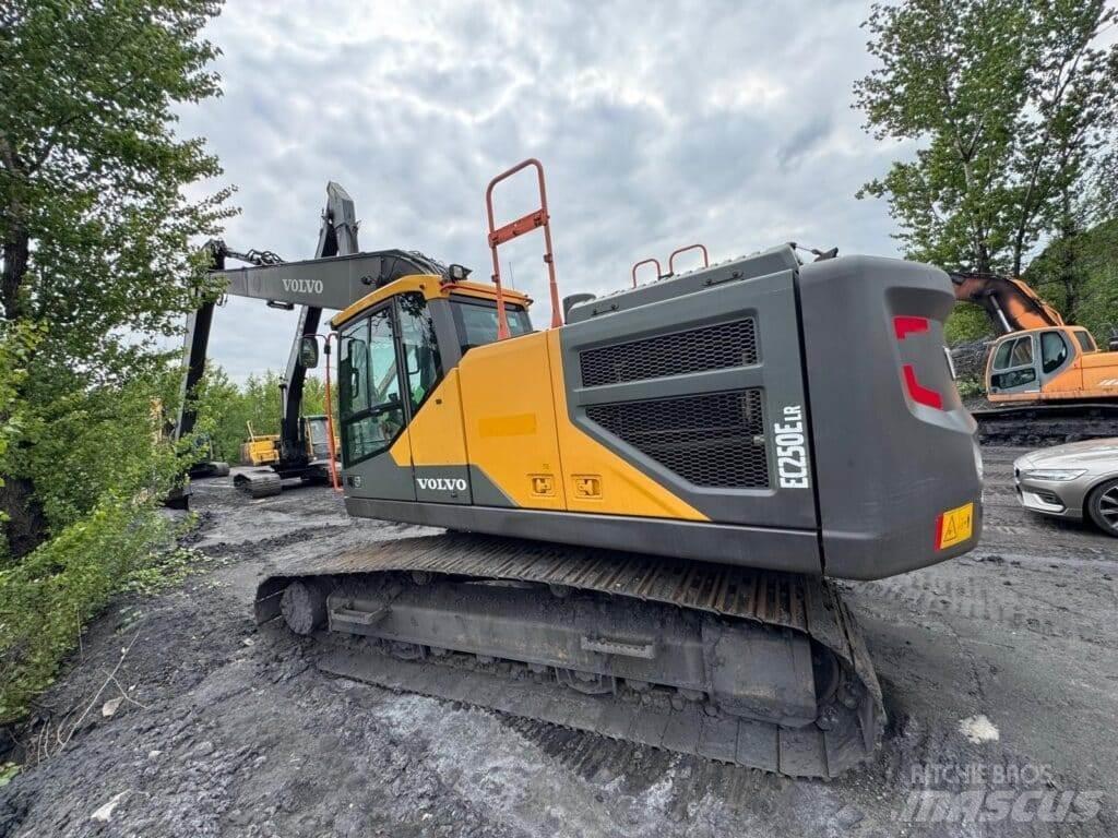 Volvo EC250ELR Bageri guseničari