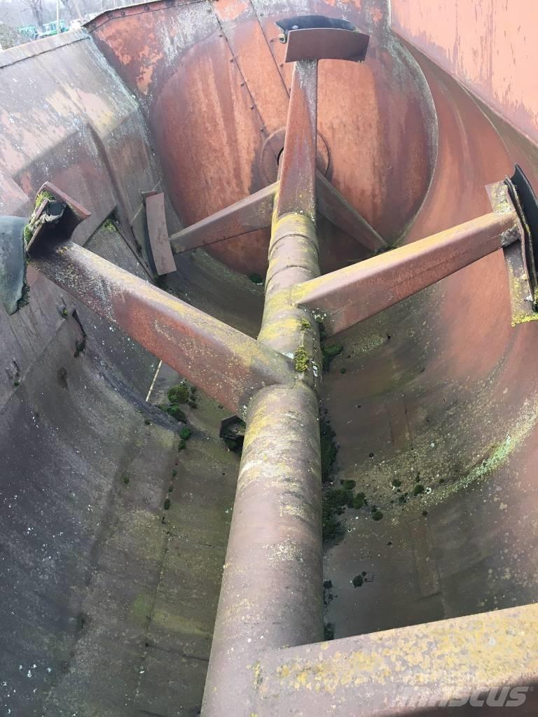 Samson feeder Mešaona stočne hrane